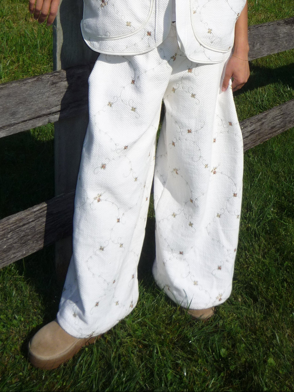 Cream Floral Quilted Wide-Leg Sweatpants